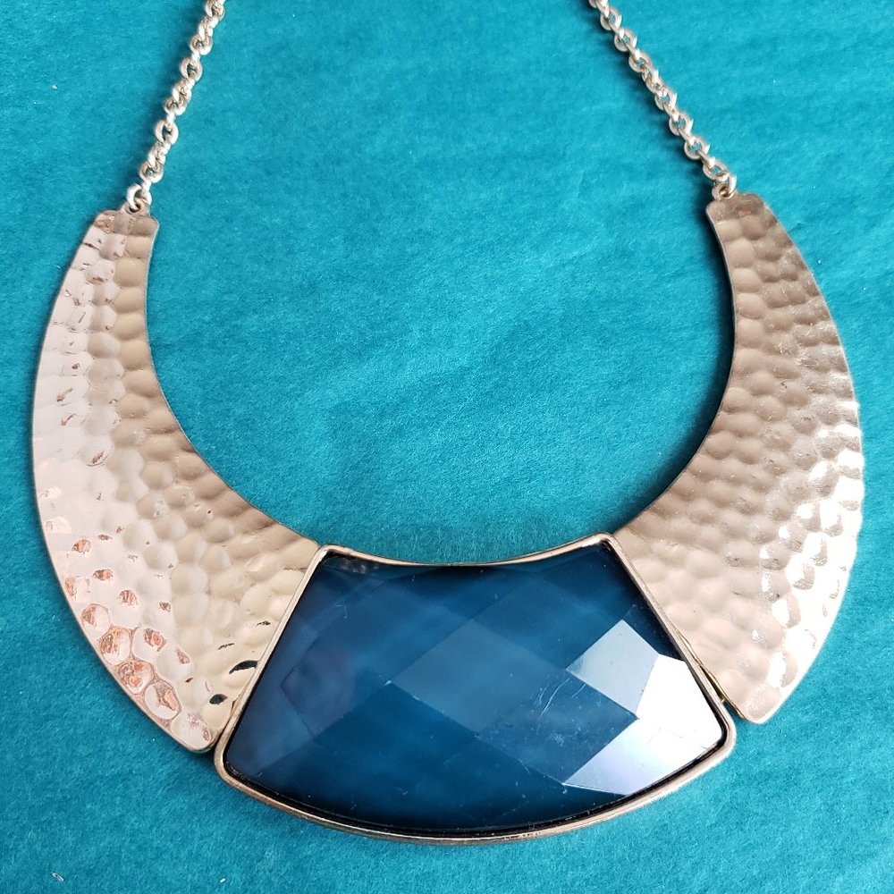 2/15$ Blue and gold statement necklace